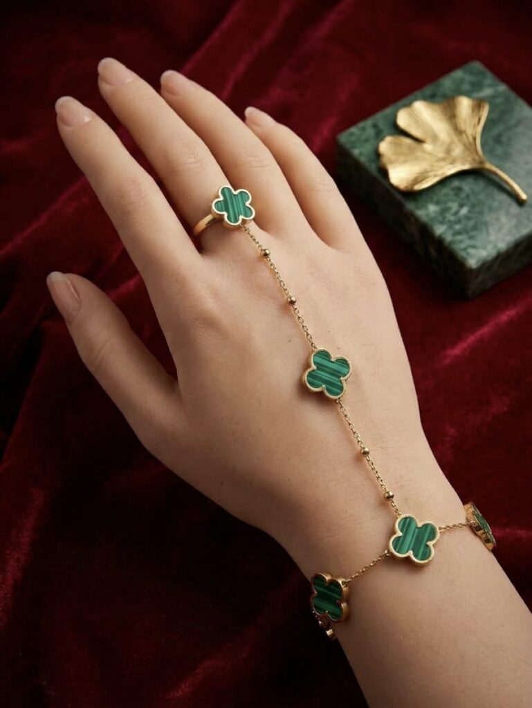 emerald handchain
